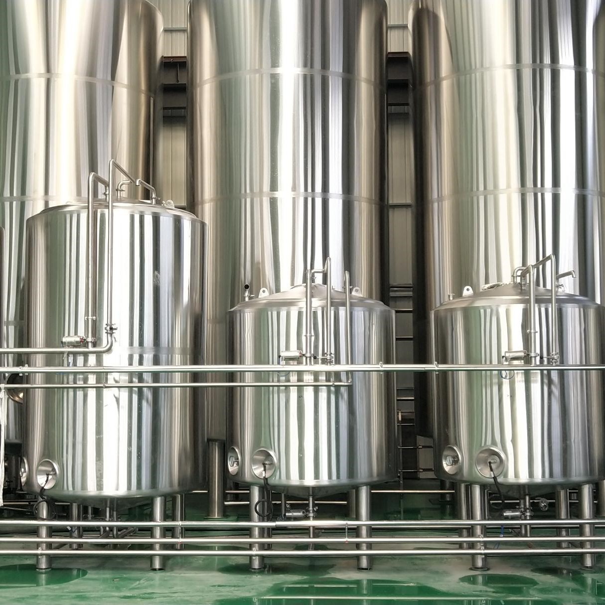 stainless steel beer brewing fermentation tanks.jpg